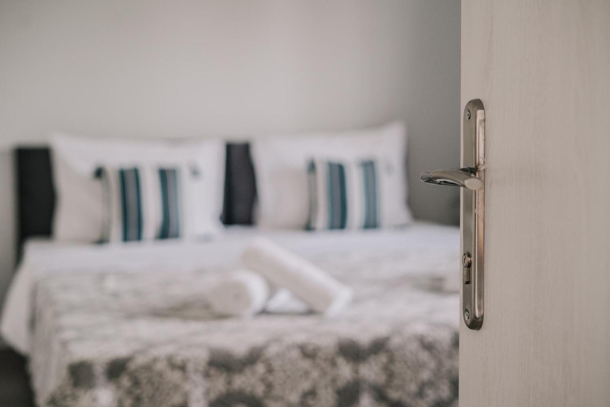 Sea Sailing Apartments 콘토칼리 외부 사진